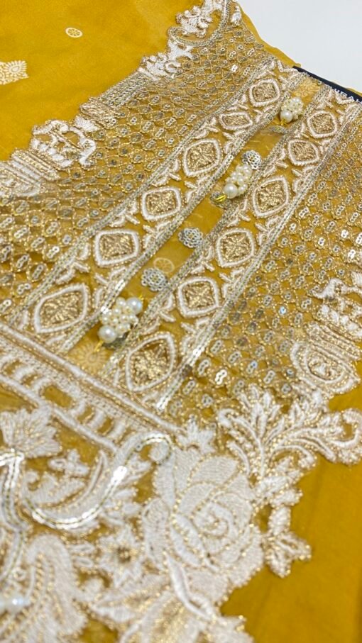 BE - 02 Mustard - Image 7