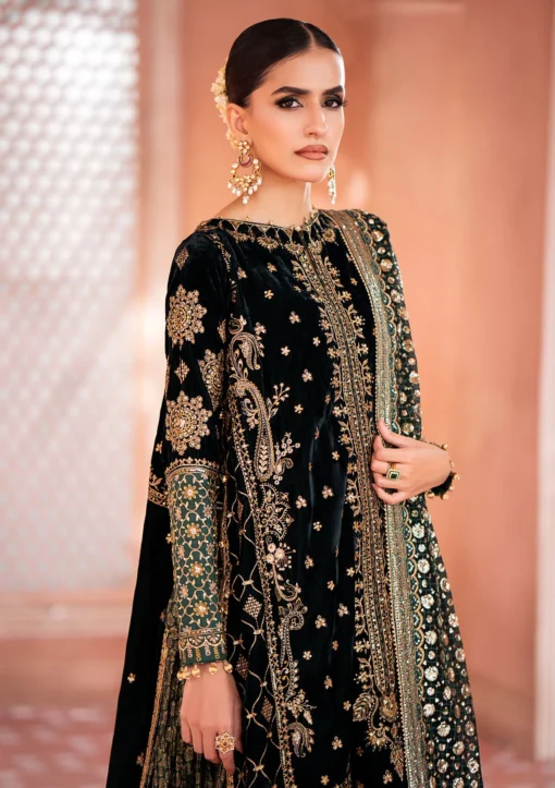 AIK - ZARDOZI - LOOK 05 - Image 3