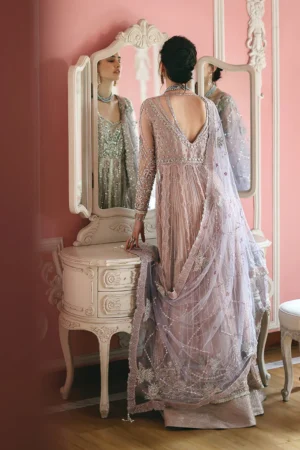 Alternative view of Dianna