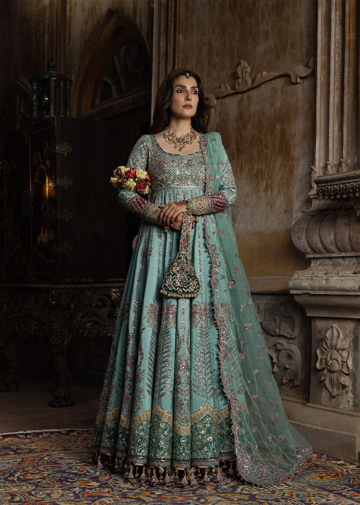 HR - ZEENAT - Image 3